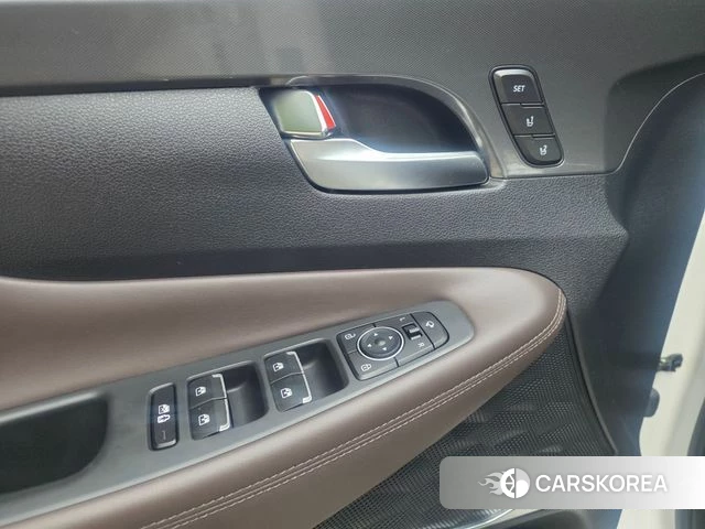 Hyundai The New Santa Fe 2023 Белый из Кореи, фото 6