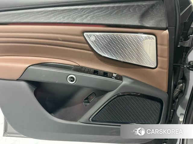 Maserati Grecale 2024 Серый из Кореи, фото 6