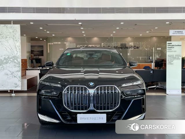 BMW 7 series 2025 Черный из Китая, фото 6