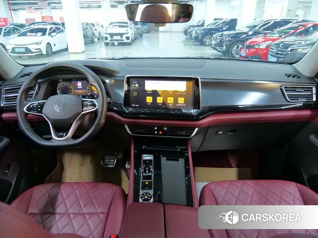 Volkswagen Teramont 2022 Темно-серый из Китая, фото 6