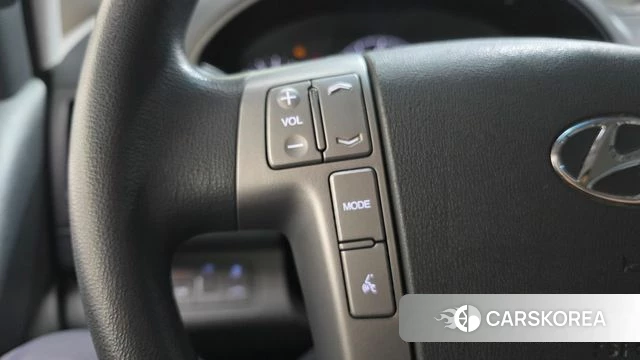 Hyundai The New Grand Starex 2021 Желтый из Кореи, фото 6