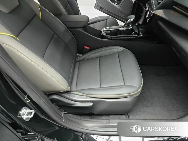 Chevrolet (GM Daewoo) Trax Crossover 2023 Черный из Кореи, фото 6