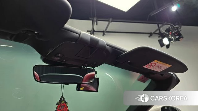 Porsche 718 Boxster 2024 Серебристо-серый из Кореи, фото 6
