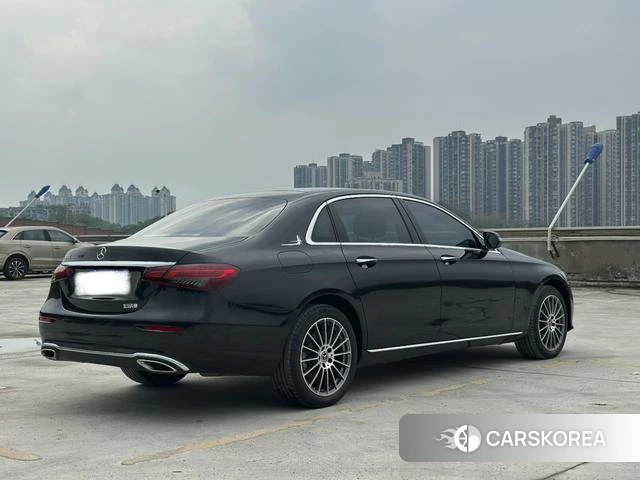Mercedes-Benz E-Class 2023 Черный из Китая, фото 6