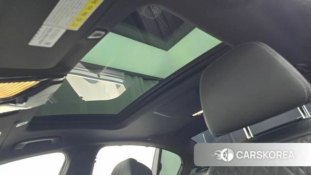 BMW 5 Series (G30) 2019 Серебристо-серый из Кореи, фото 6