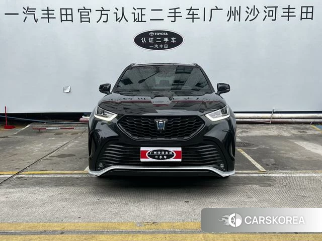 Toyota Crown 2021 Черный из Китая, фото 6