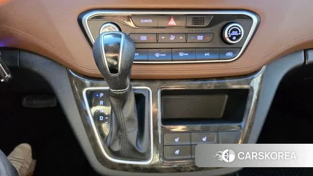 Hyundai The New Grand Starex 2018 Черный из Кореи, фото 6