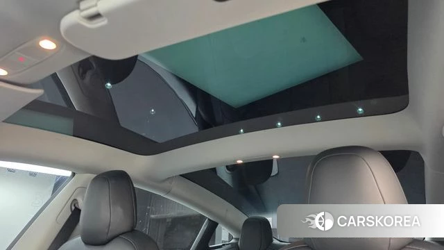 Tesla Model 3 2021 Белый из Кореи, фото 6