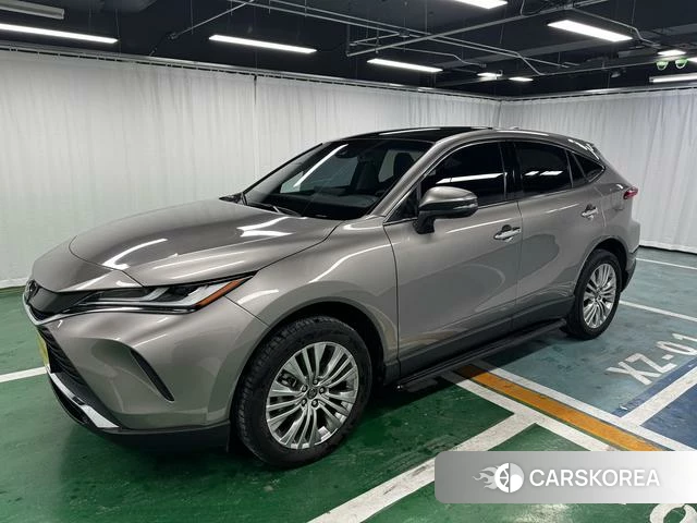 Toyota Harrier 2026 Серебристо-серый из Китая, фото 6
