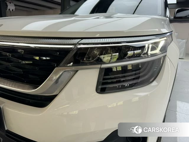 Kia KX3 2021 Белый из Китая, фото 6