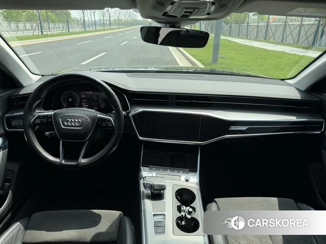 Audi A6 2021 Черный из Китая, фото 6