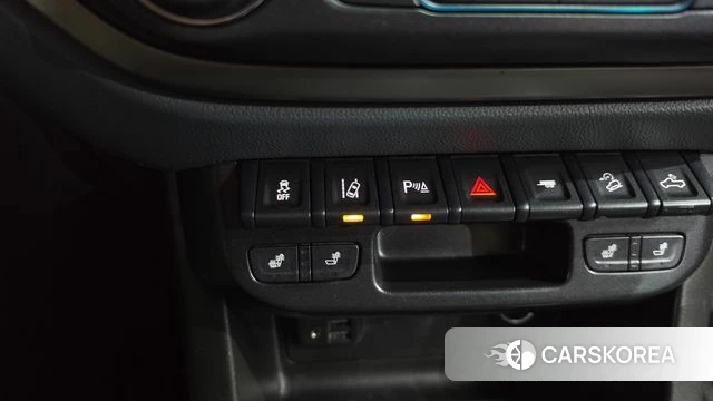 Chevrolet (GM Daewoo) Real New Colorado 2021 Черный из Кореи, фото 6