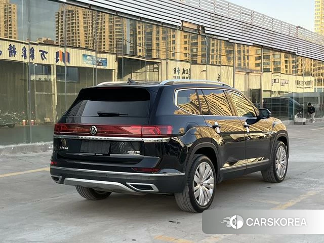 Volkswagen Teramont 2022 Черный из Китая, фото 6