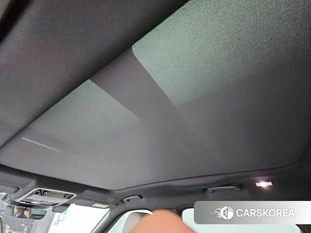 Land Rover Range Rover Velar 2022 Белый из Кореи, фото 6