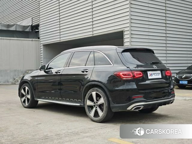 Mercedes-Benz GLC 2023 Черный из Китая, фото 6