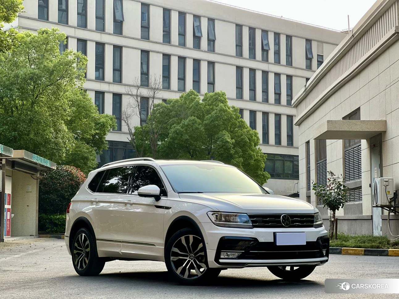 Volkswagen Tiguan L 2020 Белый из Китая, фото 6