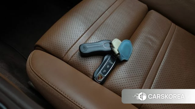 Porsche Cayenne (PO536) 2021 Жемчужный цвет из Кореи, фото 6