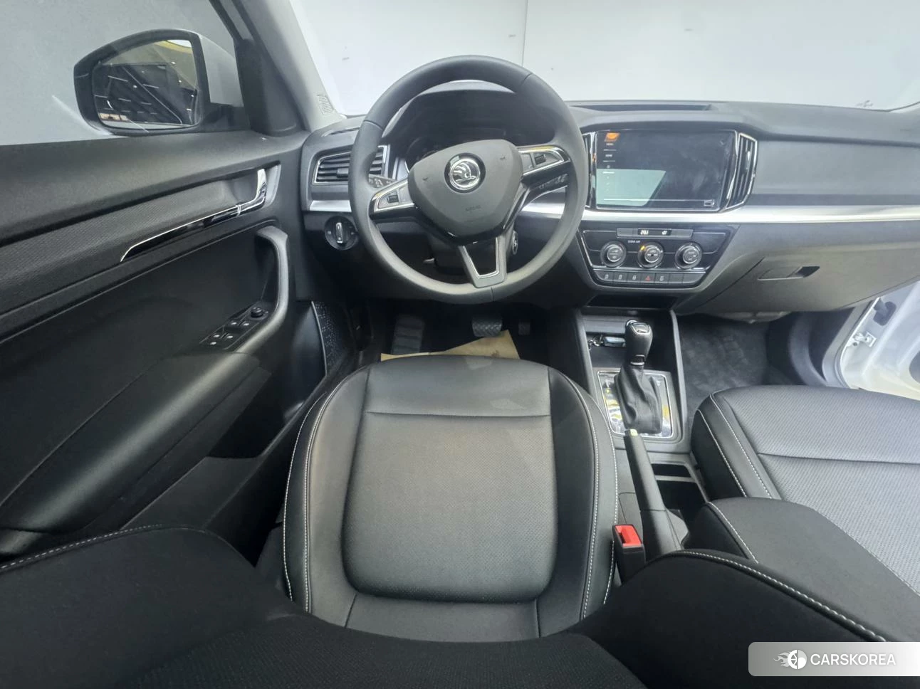 Skoda Kamiq 2022 Белый из Китая, фото 6