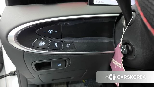 Genesis GV70 2025 Белый из Кореи, фото 6
