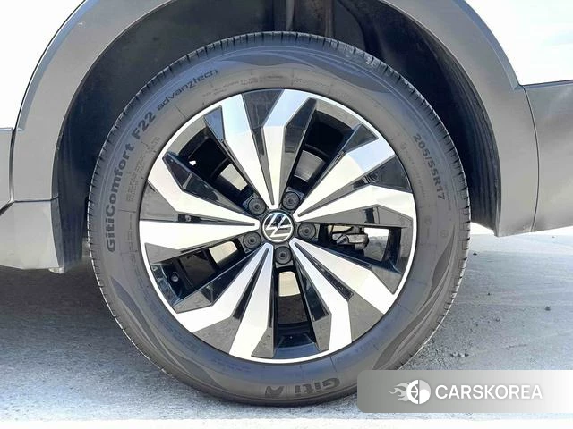 Volkswagen Tharu 2025 Белый из Китая, фото 6