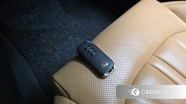 Kia K5 3rd generation 2020 Серый из Кореи, фото 6