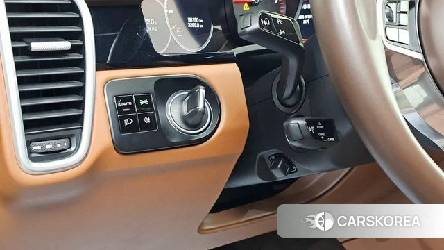 Porsche Cayenne (PO536) 2019 Черный из Кореи, фото 6