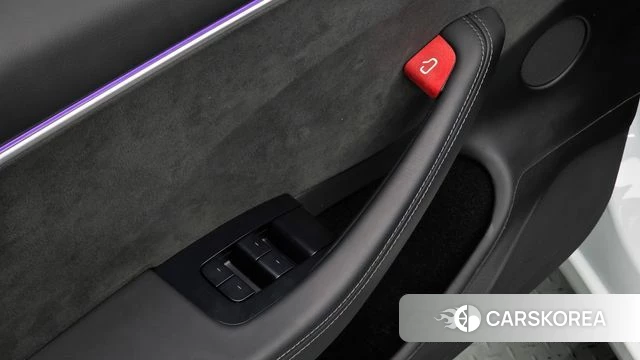 Tesla Model 3 2024 Белый из Кореи, фото 6