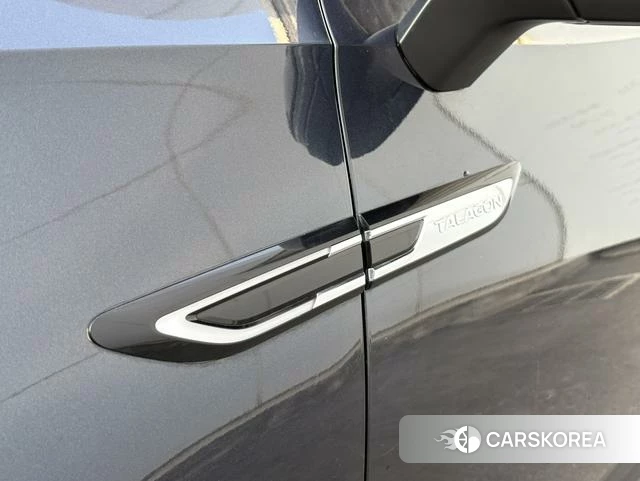 Volkswagen Talagon 2023 Синий из Китая, фото 6