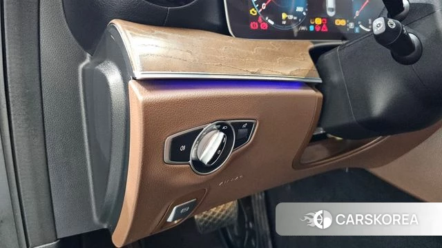 Mercedes-Benz E-Class W213 2021 Черный из Кореи, фото 6