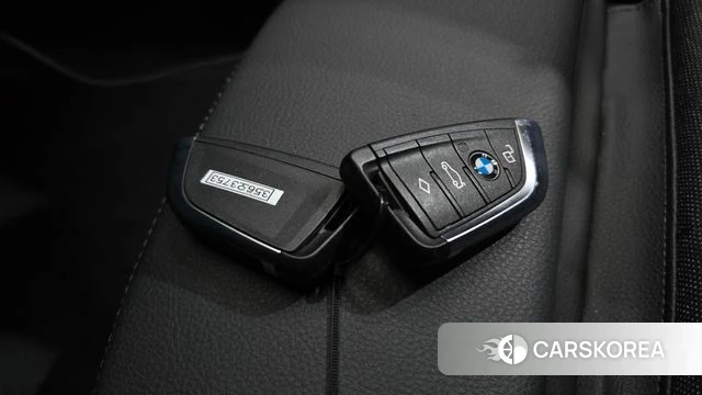 BMW 1 Series (F40) 2023 Черный из Кореи, фото 6
