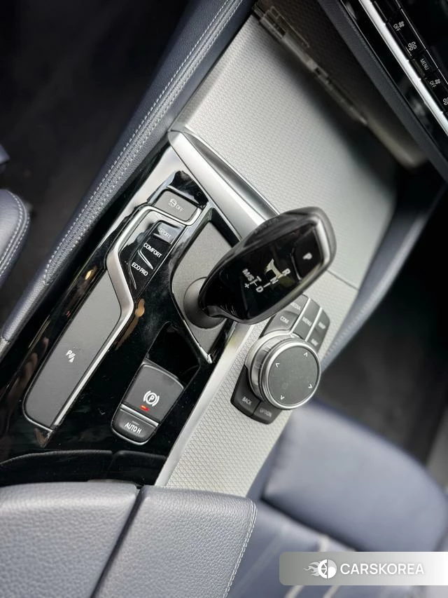 BMW 5 series 2020 Черный из Китая, фото 6