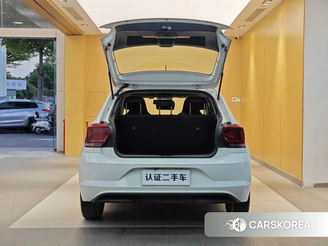 Volkswagen Polo 2023 Белый из Китая, фото 6