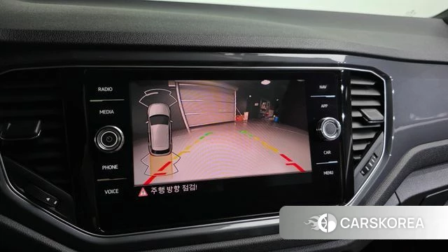 Volkswagen T-Roc 2022 Белый из Кореи, фото 6