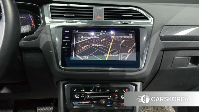Volkswagen Tiguan second Generation 2021 Белый из Кореи, фото 6