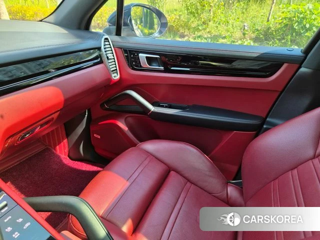 Porsche Cayenne (PO536) id 4906901 из Кореи 6