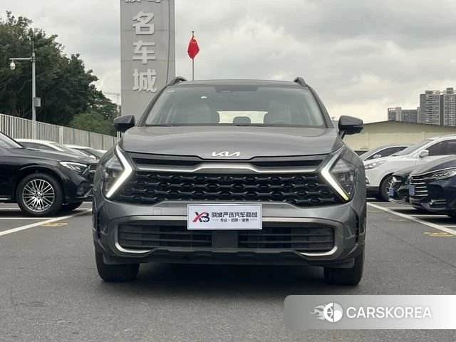 Kia Sportage 2023 Темно-серый из Китая, фото 6