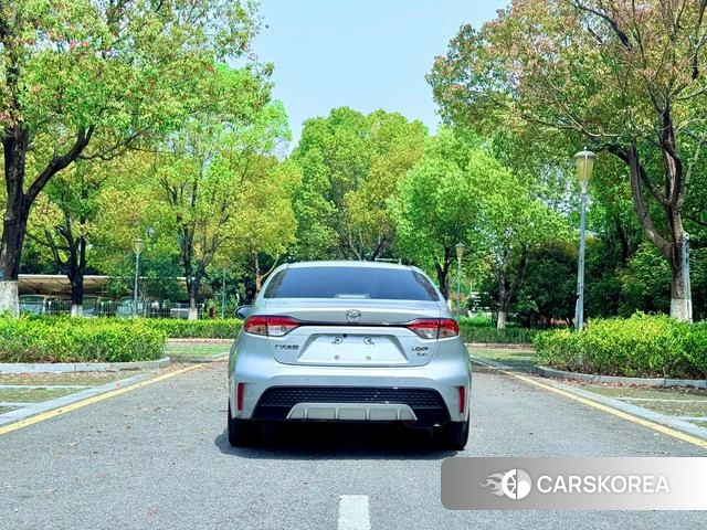 Toyota Levin 2021 Серебристо-серый из Китая, фото 6