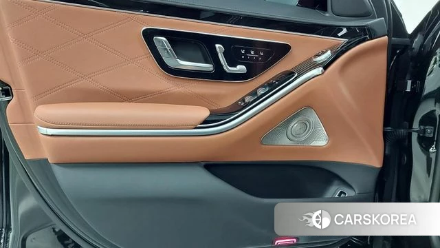 Mercedes-Benz S-Class W223 2026 Черный из Кореи, фото 6