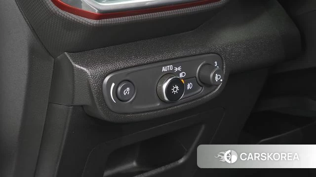 Chevrolet (GM Daewoo) Trailblazer 2021 Белый из Кореи, фото 6