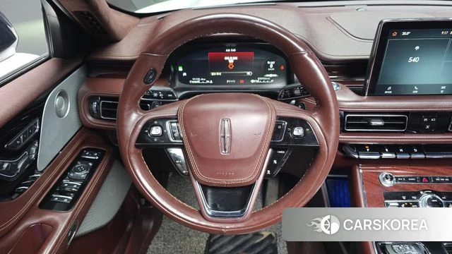 Lincoln Aviator 2nd generation 2023 Белый из Кореи, фото 6