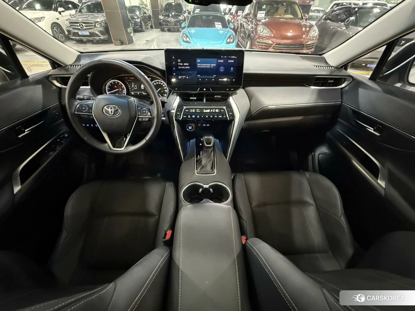 Toyota Harrier 2021 Белый из Китая, фото 6