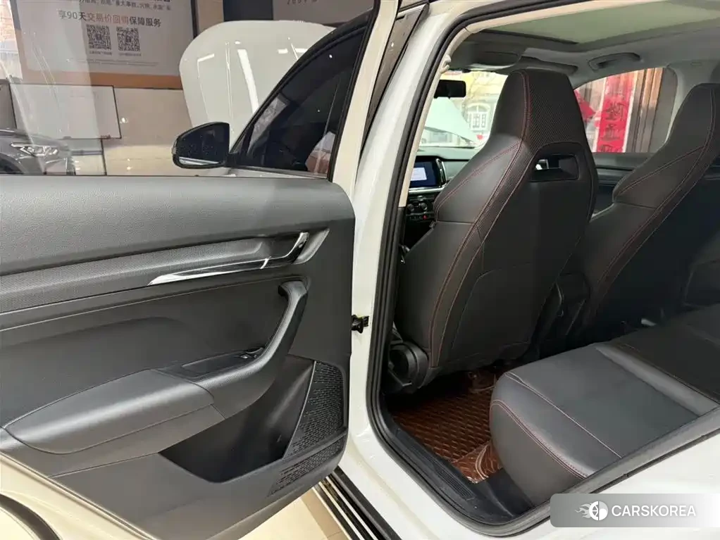 Skoda Kamiq 2024 Белый из Китая, фото 6