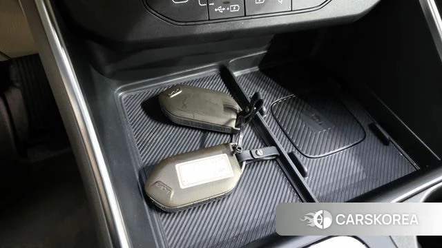 Kia The New Carnival 4th Generation 2024 Черный из Кореи, фото 6