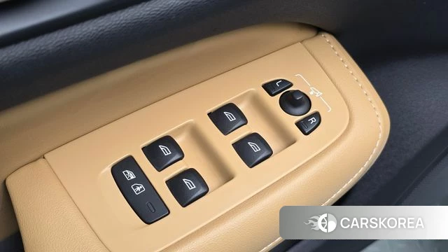 Volvo S60 3rd generation 2019 Белый из Кореи, фото 6