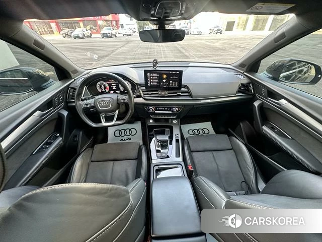 Audi Q5L 2021 Черный из Китая, фото 6