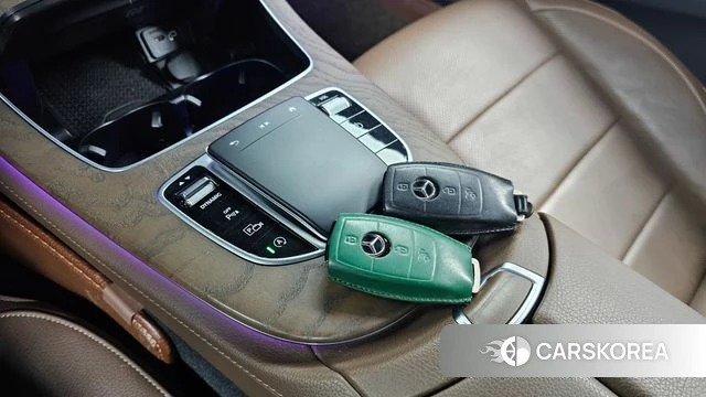 Mercedes-Benz E-Class W213 2021 Белый из Кореи, фото 6