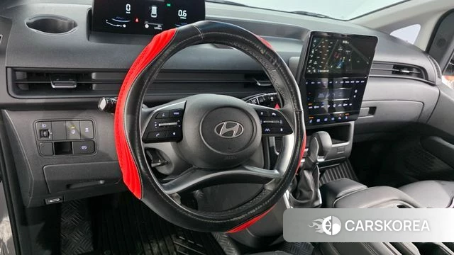 Hyundai Staria 2025 Серебристо-серый из Кореи, фото 6