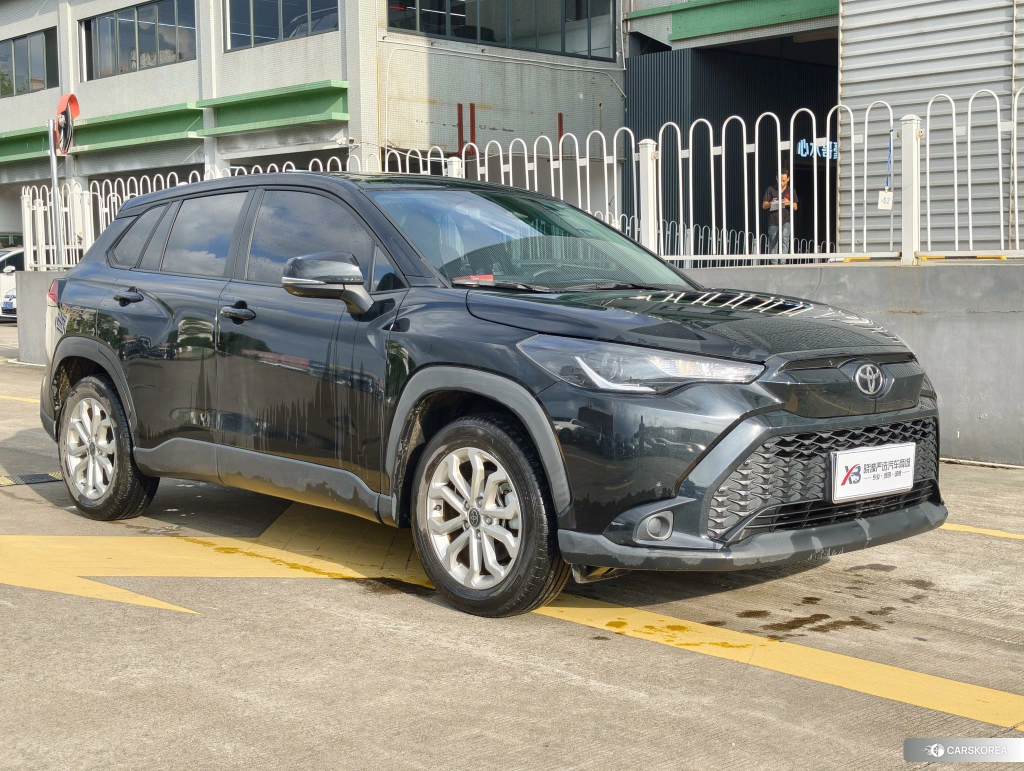 Toyota Frontlander 2023 Черный из Китая, фото 6