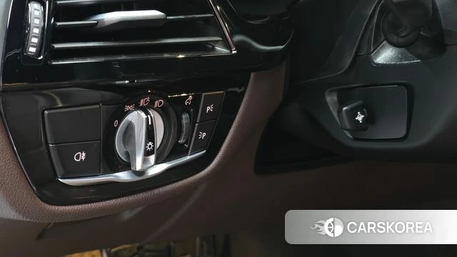 BMW 6 Series GT (G32) 2023 Белый из Кореи, фото 6