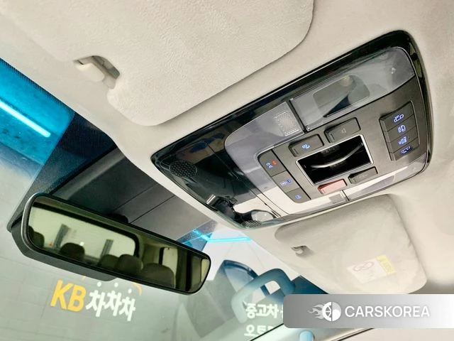 Hyundai Staria 2022 Серый из Кореи, фото 6